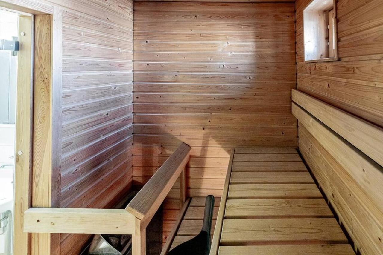 Apartment Sleepwell, Leppaevaara, 71M2 With Private Sauna Espoo Exterior foto